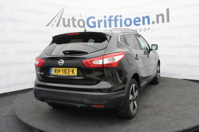 Nissan QASHQAI 1.2 N-Vision nette SUV met pano en groot scherm