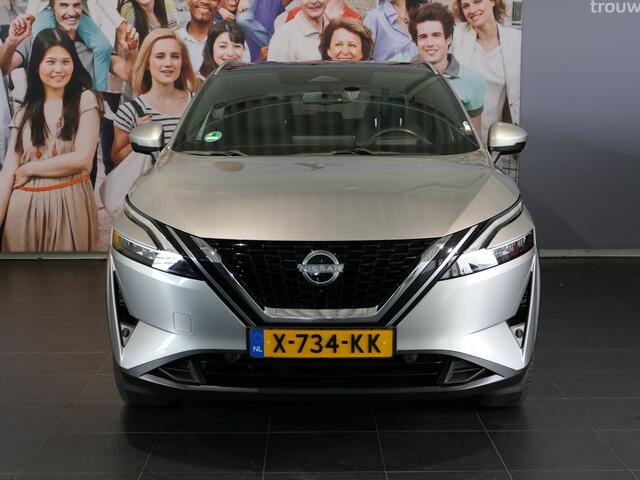 Nissan QASHQAI 1.3 MHEV Xtronic Tekna *1.800KG Trekgewicht!* Panoramadak - Allseasons - Dakrails - Trekhaak! - Headup display