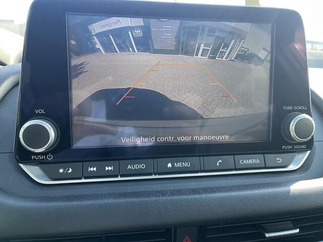 Nissan QASHQAI 1.3 MHEV Acenta | Panoramadak | Trekhaak | Apple Carplay |
