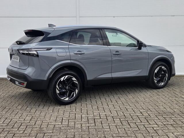 Nissan QASHQAI 1.3 MHEV Xtronic N-Connecta / *** € 7.000,- voordeel *** / Voorraad Nieuw / Stoel- en stuurwielverwarming / Navigatie / Apple Carplay & Android Auto / Adaptive Cruise / Achteruitrijcamera