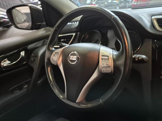 Nissan QASHQAI 1.2 DIG-T 115PK AUTOMAAT DEFECT!! EXPORT/HANDEL PANO-DAK NAVI CAMERA