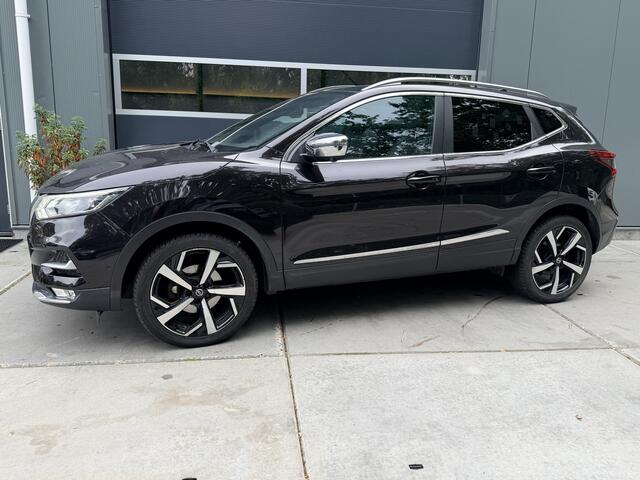 Nissan QASHQAI 1.2 116pk H6 Tekna + LED Leder Stoelverwarming Panoramadak Trekhaak Navigatie Bose