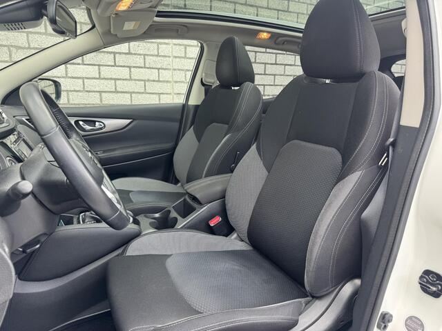 Nissan QASHQAI 1.2 N-Connecta | Automaat | Panoramadak | Trekhaak | 360° Camera |