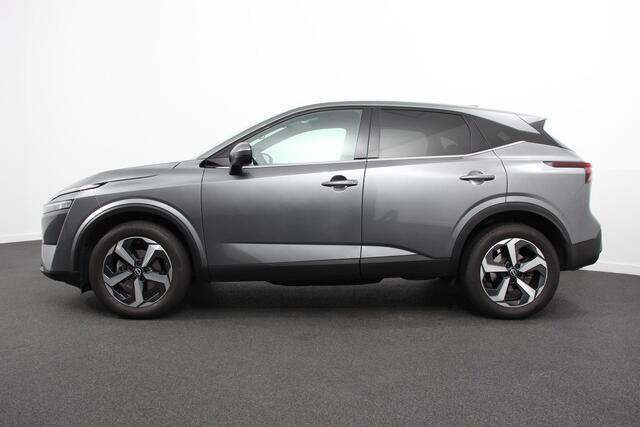 Nissan QASHQAI 1.3 MHEV DIG-T 158pk Xtronic Tekna Navigatie Apple Carplay/Android Auto Parkeersensoren 360 camera Adaptieve cruise control Head-up Display Blind Spot Assist Elektrische achterklep Elektrische bestuurderstoel Stoel-en stuurverwarming Ledverlichting Climate Control