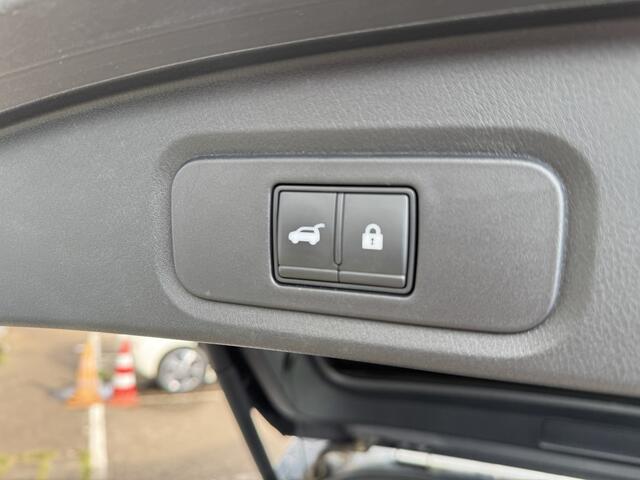 Nissan QASHQAI 1.3 MHEV N-Connecta 158pk pano trekhaak 1.650 kg