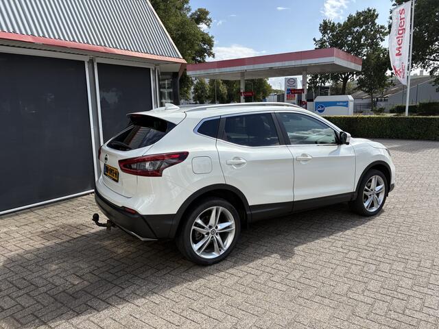 Nissan QASHQAI 1.2 Tekna +