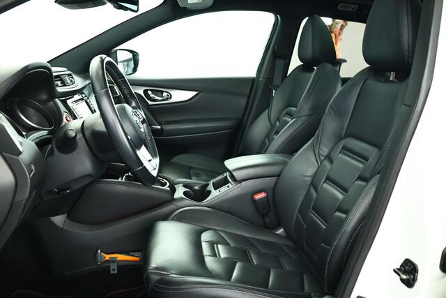 Nissan QASHQAI 1.2 Tekna + Automaat / Navi / Panorama / Leder / Trekhaak / 360 Camera