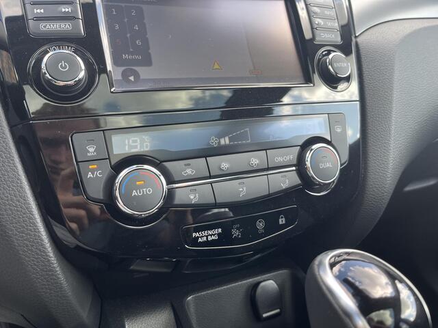 Nissan QASHQAI 1.2 N-Connecta / Afneembare trekhaak (1000 KG) / All Season Banden / Panoramadak / 360 Graden Camera / Cruise Control /