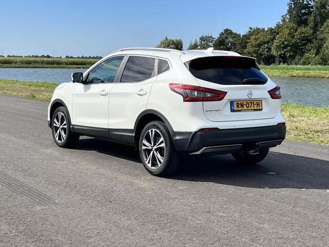 Nissan QASHQAI 1.2 N-Connecta Automaat, Clima, cruise, pdc, 360, pano, keyless, trekhaak