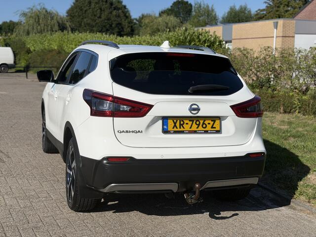 Nissan QASHQAI 1.2 Tekna + | Trekhaak | Leder | Voorstoelen verwarmd | 360 Graden camera