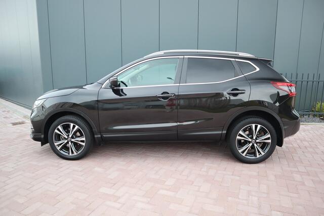 Nissan QASHQAI 1.3 DIG-T N-Connecta Panoramadak Stoelverwarming Camera Navigatie Etc. Etc.
