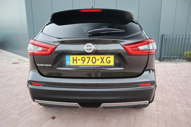 Nissan QASHQAI 1.3 DIG-T N-Connecta Panoramadak Stoelverwarming Camera Navigatie Etc. Etc.