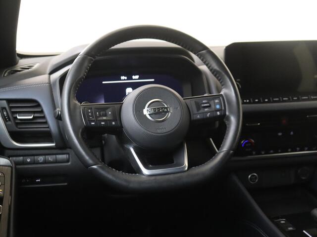 Nissan QASHQAI 1.3 MHEV Xtronic Tekna Plus | Stoel, stuur en voorruit verwarming | Bose Audio | Head-up Display | Panoramadak | Stoelmassage | Achteruitrijcamera