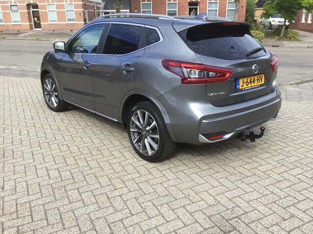 Nissan QASHQAI 1.3 DIG-T 160 MT6 Tekna + Dynamic Pack