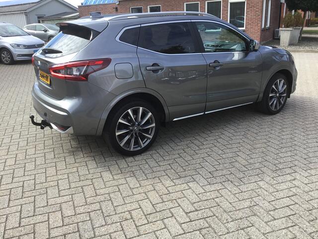 Nissan QASHQAI 1.3 DIG-T 160 MT6 Tekna + Dynamic Pack