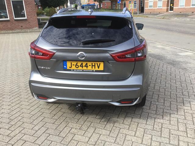 Nissan QASHQAI 1.3 DIG-T 160 MT6 Tekna + Dynamic Pack