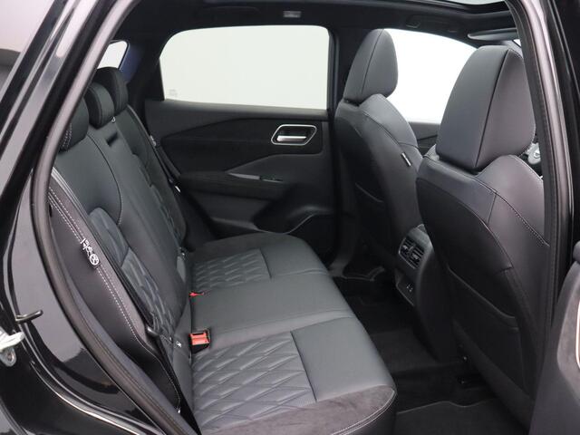 Nissan QASHQAI 158pk MHEV Xtronic Tekna Plus | Panorma dak | Lederen bekleding | BOSE audio | Rondomzicht camera | Sfeerverlichting | Pilot Assist | 1800KG trekgewicht! |