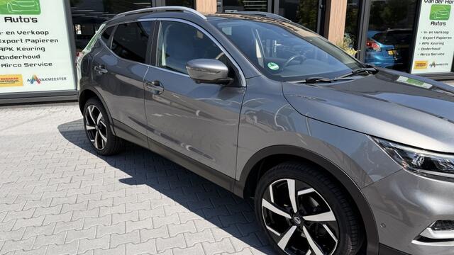 Nissan QASHQAI 1.2 Tekna + schade en automaat schokt