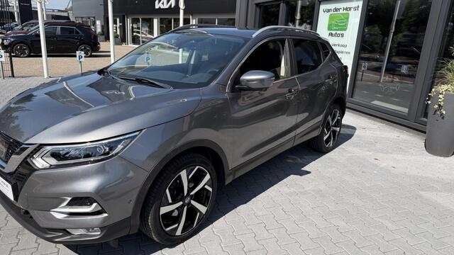 Nissan QASHQAI 1.2 Tekna + schade en automaat schokt
