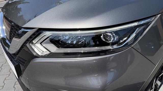 Nissan QASHQAI 1.2 Tekna + schade en automaat schokt