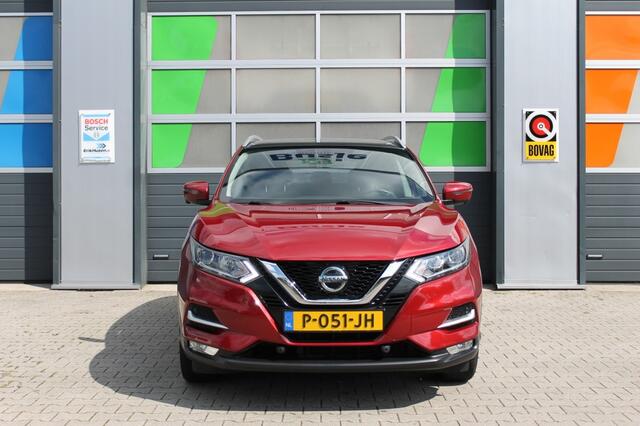 Nissan QASHQAI 1.3 DIG-T TEKNA + / Panorama / Camera / All season / Rijklaar! / Keyless