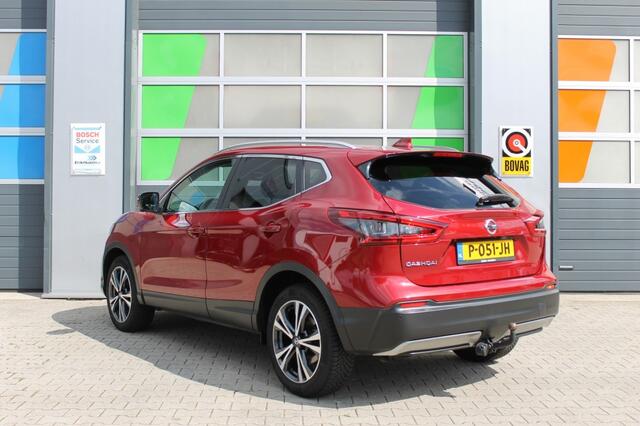 Nissan QASHQAI 1.3 DIG-T TEKNA + / Panorama / Camera / All season / Rijklaar! / Keyless
