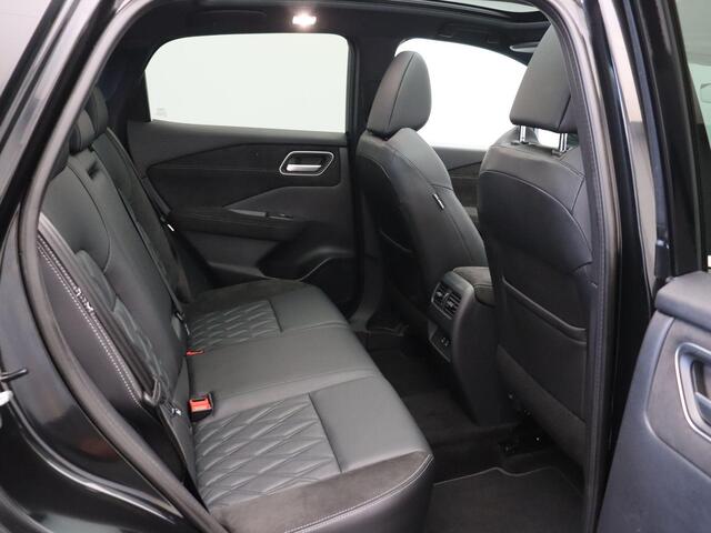 Nissan QASHQAI 158pk MHEV Xtronic Tekna Plus | 1800kg Trekgewicht | Bose Audio | Panoramadak | Headup Display |