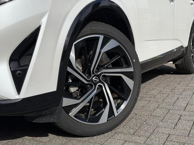 Nissan QASHQAI Tekna Plus 1.3 MHEV 158PK Xtronic Automaat Navigatie, Rondomzichtcamera, Keyless, Panoramadak, Elektrische Kofferbak, Stoelverwarming, Massage