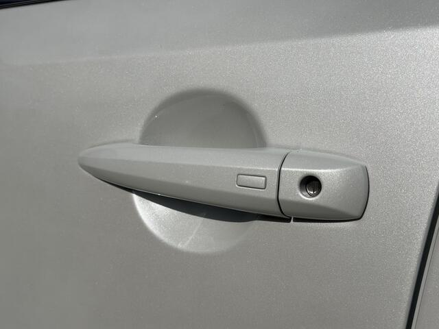 Nissan QASHQAI Tekna Plus 1.3 MHEV 158PK Xtronic Automaat Navigatie, Rondomzichtcamera, Keyless, Panoramadak, Elektrische Kofferbak, Stoelverwarming, Massage