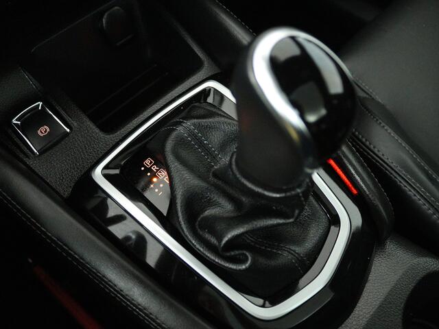 Nissan QASHQAI 1.3 DIG-T Tekna + | Trekhaak | BOSE | Panoramadak | Navigatie |