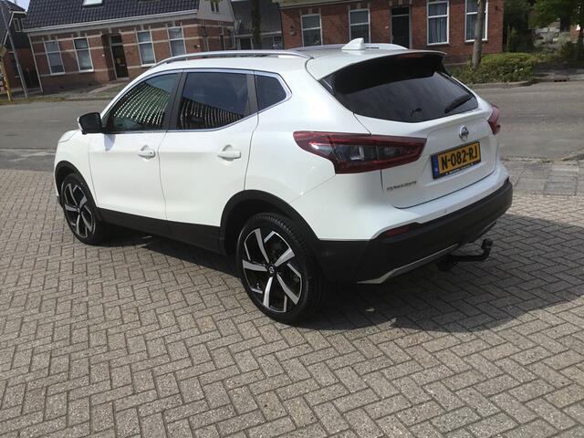 Nissan QASHQAI 1.3 DIG-T 160 DCT Premium Edition