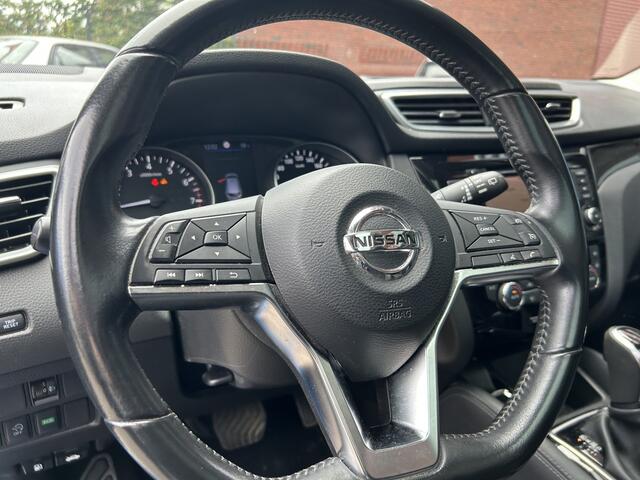 Nissan QASHQAI 1.3 DIG-T N-Connecta 160 PK!! // PANO-DAK // NAVI + CARPLAY // CAMERA // PDC V+A // STOELVERWARMING