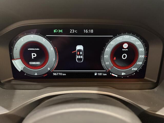 Nissan QASHQAI 1.3 MHEV Xtronic Tekna Plus | Trekhaak | Leder | Panoramadak | Stoelverwarming |