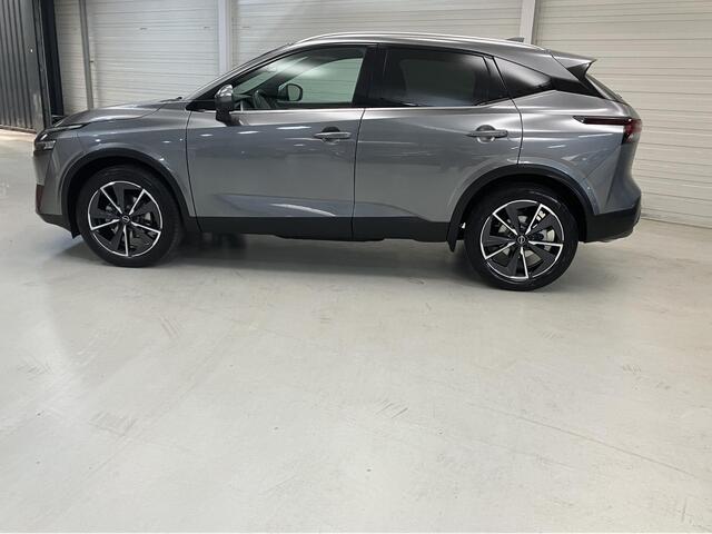 Nissan QASHQAI 1.3 MHEV Xtronic Tekna Automaat / Trekhaak / Dealeronderhouden