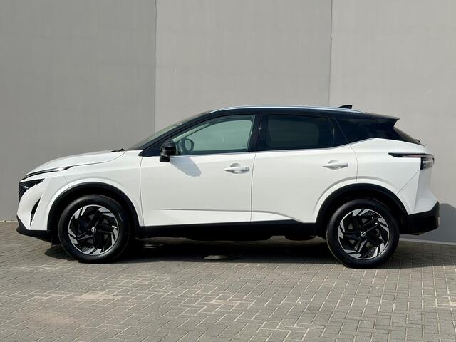 Nissan QASHQAI 1.3 MHEV Xtronic N-Connecta / 1.800 kg trekgewicht / Cruise Control Adaptief / Apple Carplay & Android Auto / Rondomzicht Camera / Navigatie / Airco / Sfeerverlichting / 18'' Lichtmetalen Velgen / Dode Hoek Detectie /