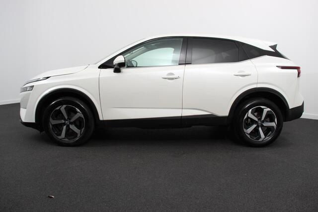 Nissan QASHQAI 1.3 MHEV Xtronic N-Connecta Navigatie Climate Control Camera 360 Led Led Verwarmde voorstoelen Adaptive Cruise Control Lichtmetalen velgen