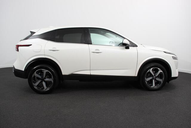 Nissan QASHQAI 1.3 MHEV Xtronic N-Connecta Navigatie Climate Control Camera 360 Led Led Verwarmde voorstoelen Adaptive Cruise Control Lichtmetalen velgen