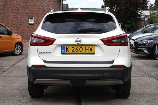 Nissan QASHQAI 1.6 Tekna / Cruise / Achteruitrijcamera / Panorama / Navi