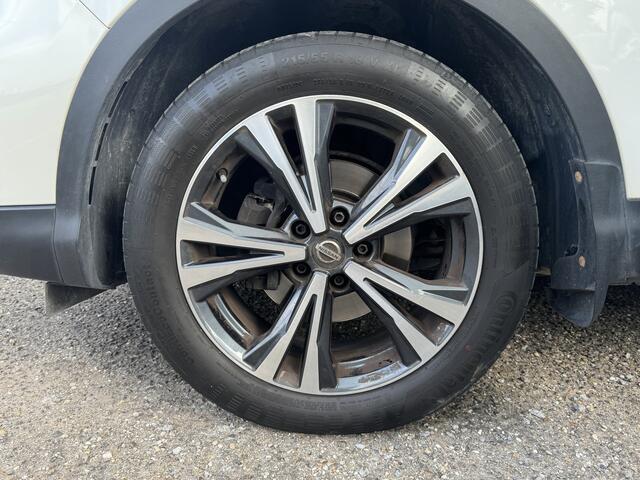 Nissan QASHQAI 1.3 DIG-T N-Connecta // NAVI // APPLE CARPLAY - ANDROID AUTO // TREKHAAK // CAMERA // STOELVERWARMING // CLIMA // CRUISE //