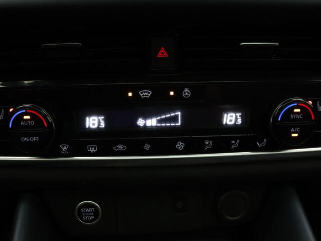 Nissan QASHQAI 160pk MHEV Xtronic Business Premium Apple Carplay/Android Auto | Climate
