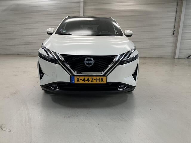 Nissan QASHQAI 1.3 MHEV Xtronic Business Executive / Automaat / Trekhaak / Dealeronderhouden/ Panoramadak