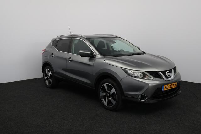 Nissan QASHQAI 1.2 N-Connecta/ Trekhaak/ Panorama-Dak/ 18'' LMV/ Keyless/ 360° Camera/ Lane-Assist./ Navi/ Clima/ Cruise/ Elek. pakket/ Isofix/ Bluetooth/ Multi. LEDER. Stuur/ Mistl./ PDC V+A/ Extra getint glas/ Dakrails.