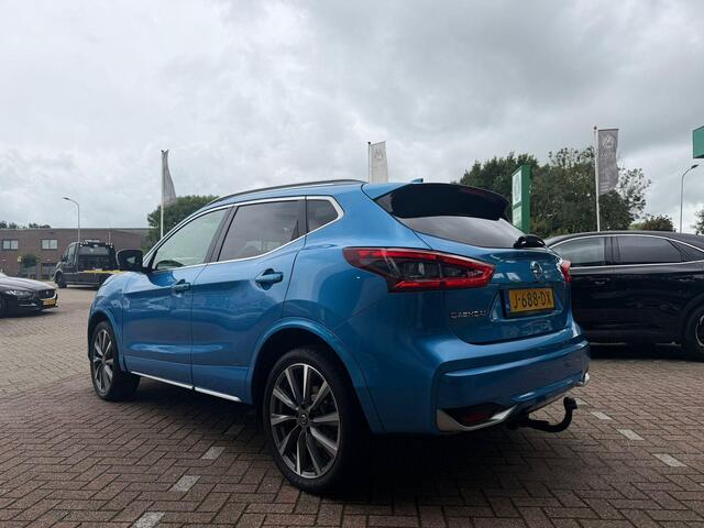 Nissan QASHQAI 1.3 DIG-T Tekna + AFNEEMBARE TREKHAAK | LEDER | 360 GRADEN CAMERA | BOSSE | ELEKTRISCH VERSTELBARE STOELEN | STOELVERWARMING | STUURVERWARMING | STOELKOELING | PANORAMADAK | NAVIGATIE | LED | DODEHOEK DETECTIE | APPLE CARPLAY / ANDROID AUTO | ADAPTIEVE CRUISECONTROL |