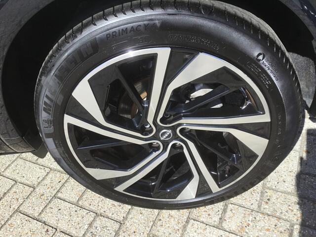Nissan QASHQAI 1.3 MHEV 158 Xtronic Tekna Plus Cold Pack