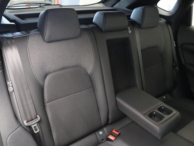 Nissan QASHQAI N-Connecta | Rondomzicht camera | Climate control | Stoel, stuur en voorruitverwarming | Pilot assist | Navigatie | Trekgewicht 1800KG geremd |
