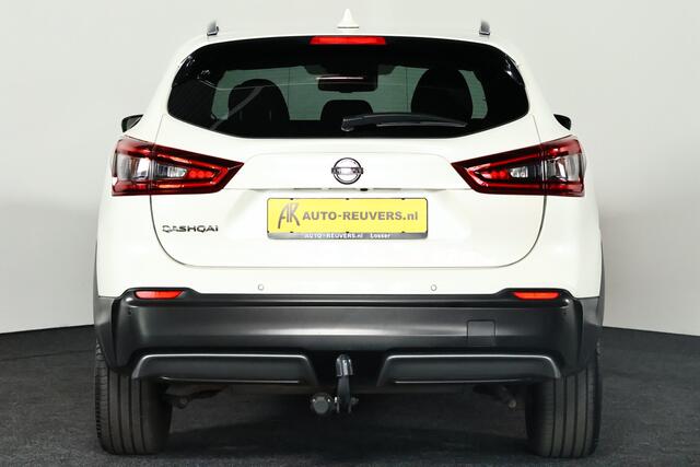 Nissan QASHQAI 1.3 DIG-T N-Connecta / Pano / CarPlay / Cam / Aut / Trekhaak