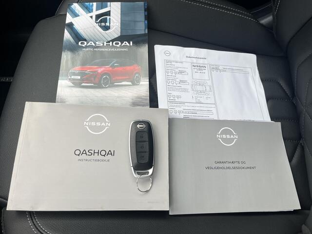 Nissan QASHQAI 1.3 MHEV Xtronic Tekna / Stuur- Stoel- en voorruitverwarming / Elektrische achterklep / Google maps navigatie / Stoelgeheugen / Head-up display