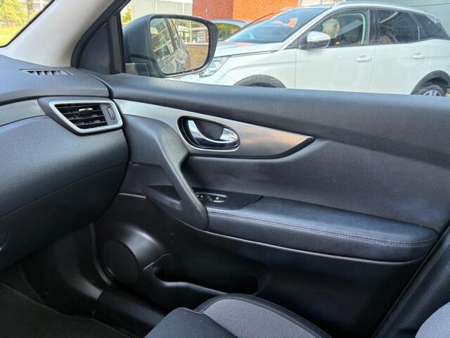 Nissan QASHQAI 1.3 DIG-T N-CONNECTA
