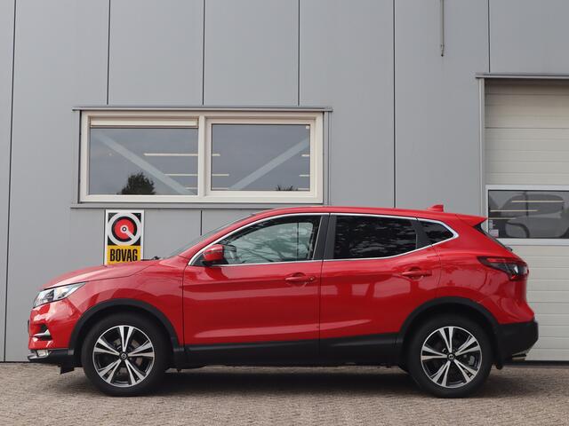 Nissan QASHQAI 1.3 DIG-T N-Connecta TREKHAAK / ALL SEASON BANDEN