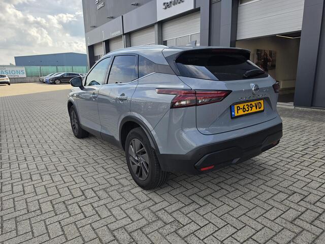 Nissan QASHQAI 1.3 MHEV Acenta | Panoramadak | Apple CarPlay / Android Auto | Climate Control |